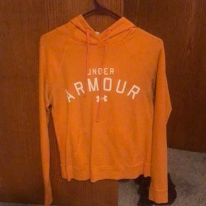 Under armour sweatshirt